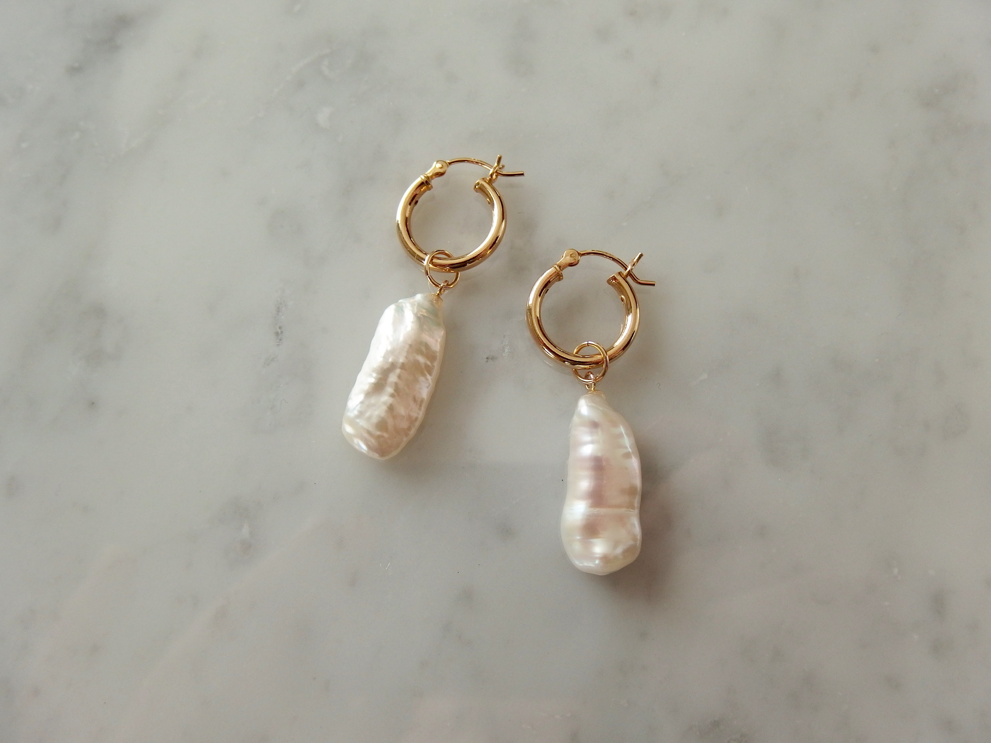 スティックパールピアス