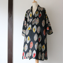 琉装ードゥジン　着物リメイク　大正から昭和初期の日常着”銘仙”を沖縄の伝統的な羽織に手縫い仕立てました 1枚目の画像