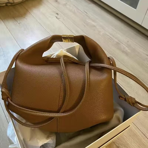 新品POLENE ポレーヌ ショルダーバッグ ショルダーバッグ 高橋 新品POLENE ポレーヌ ショルダーバッグ ショルダーバッグ 高橋