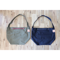 leather handle canvas shoulder bag 3枚目の画像