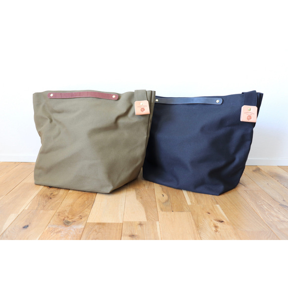 leather handle canvas shoulder bag 2枚目の画像