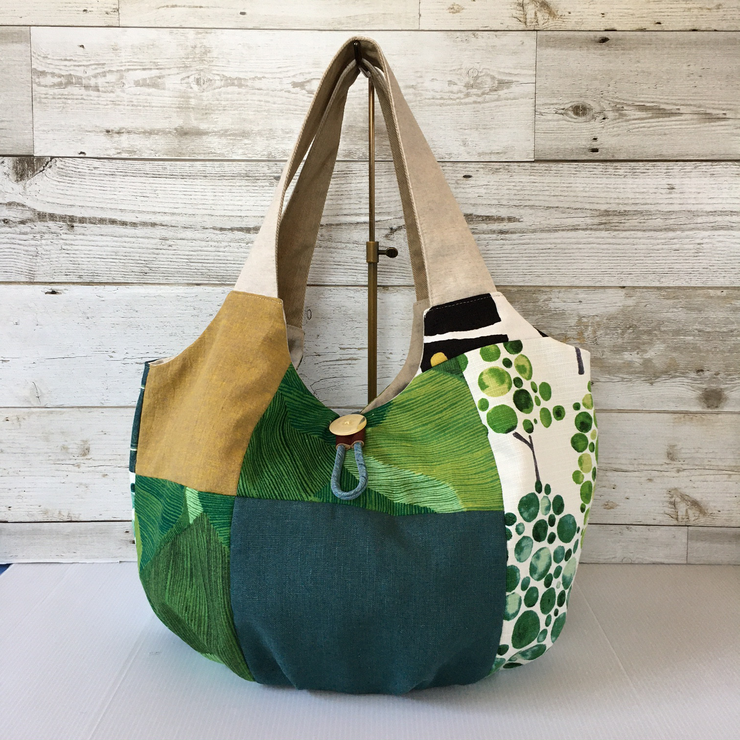 パッチワークグラニーバッグ ハンドメイド パッチワーク グラニーバッグ 木製ハンドル 小物入れ