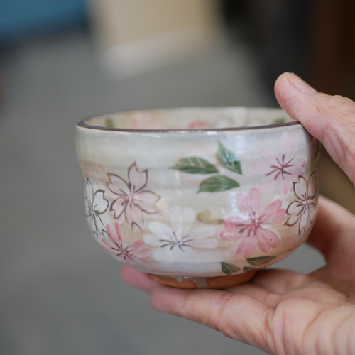 京焼・清水焼 色絵 湯呑（枝垂れ桜・桜葉） お椀・ボウル・鉢