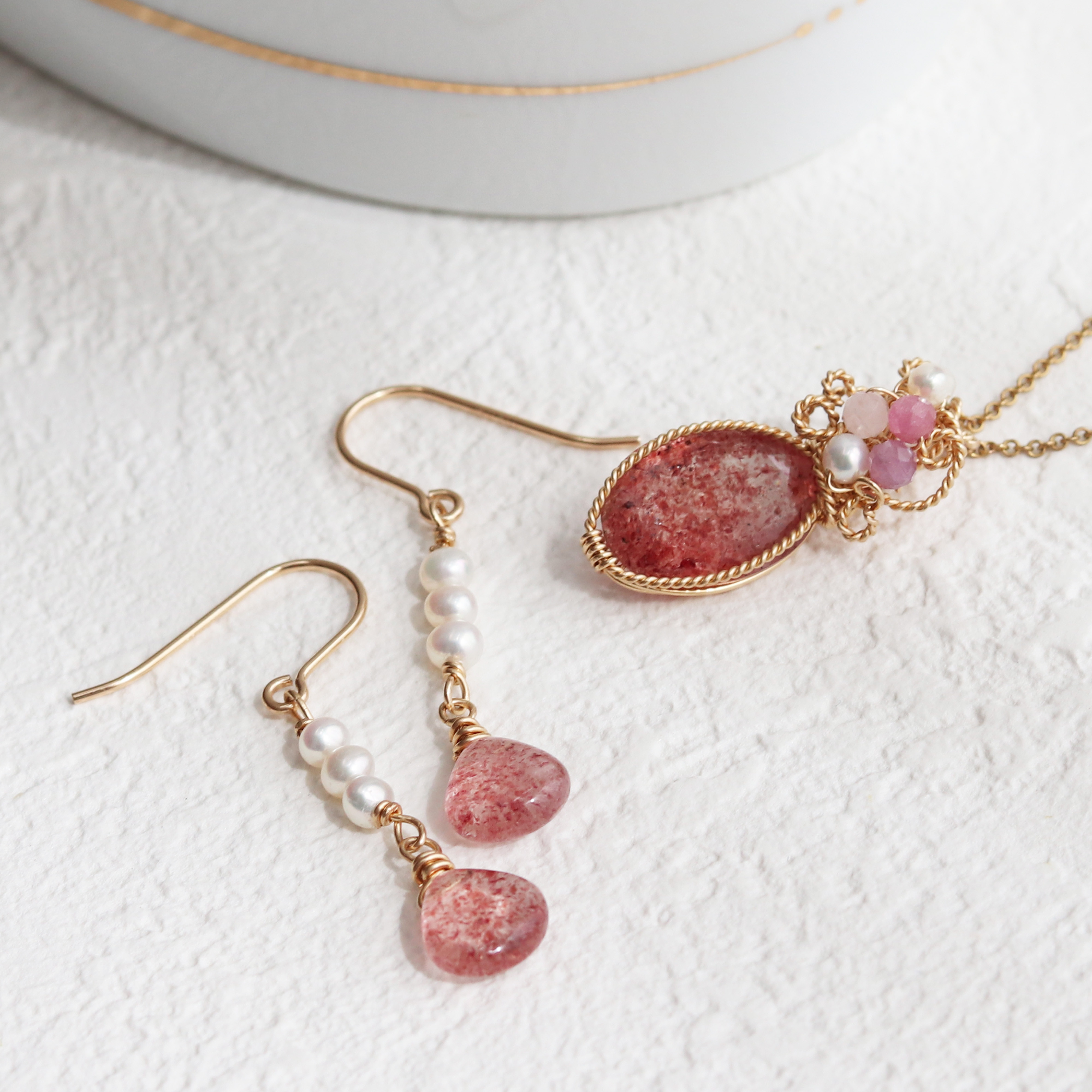 セットでお得！ピンクエピトード　天然石ジュエリー　ピアス＆ネックレスセット　【reunion】