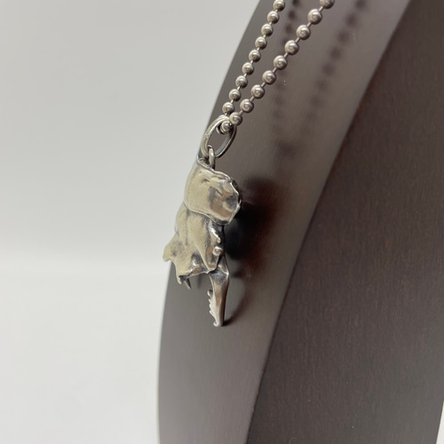 メンガタクワガタ(ペンダントトップ)シルバーアクセサリー メンガタクワガタ(ペンダントトップ)シルバーアクセサリー
