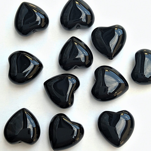 希少デザイン　ハート　天然石　5個セット ハート石 合成チェリークォーツ ハート型 中サイス 溶解水晶 癒し 置物