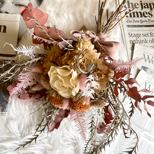 ドライフラワーブーケ bouquet rose poudré ウエディング前撮り ドライフラワー マシェリローズのコロンと可愛いベージュのブーケ