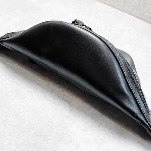 ▽KURO/本牛革 マニッシュにキマるウエストポーチ ダブルジップ