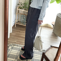 two tuck pants 2枚目の画像