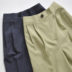 two tuck pants 5枚目の画像