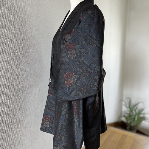 本場泥大島紬 着リメイク 作務衣 未着用 亀甲に草花模様織り出し 和の