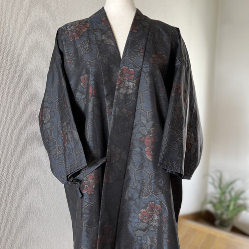 本場泥大島紬 着リメイク 作務衣 未着用 亀甲に草花模様織り出し 和の