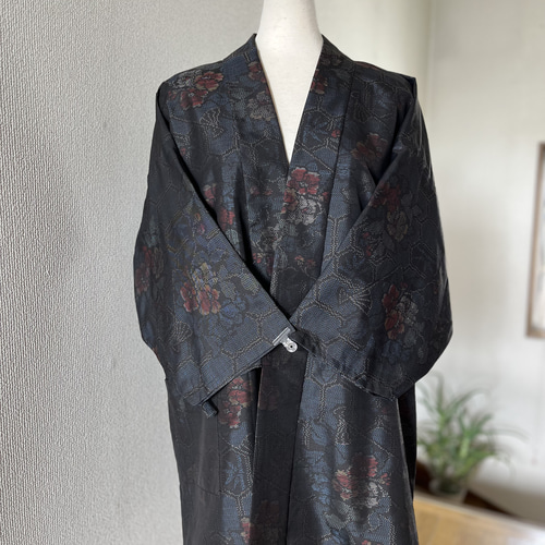 本場泥大島紬 着リメイク 作務衣 未着用 亀甲に草花模様織り出し 和の