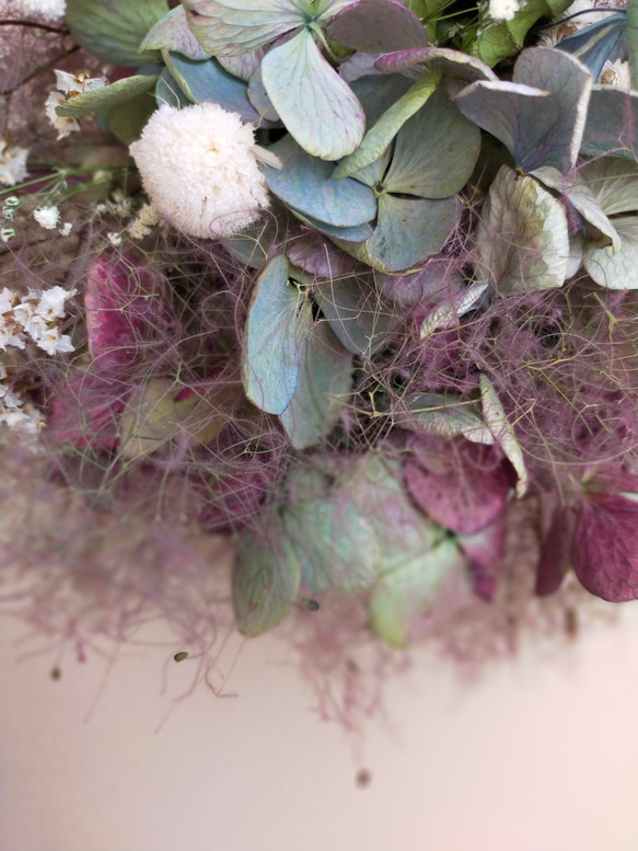 紫陽花とスモークツリーのドライフラワーくすみグラデーションスワッグ（受注製作） 9枚目の画像