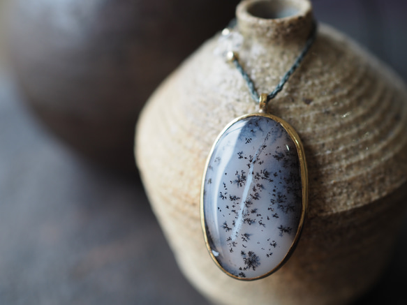 dendritic agate brass necklace (hatsuyuki) 9枚目の画像