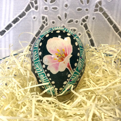 イースターエッグ(PYSANKY)  本物の卵です(๑˃̵ᴗ˂̵) 1枚目の画像