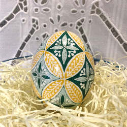 イースターエッグ(PYSANKY)  本物の卵です(๑˃̵ᴗ˂̵) 1枚目の画像