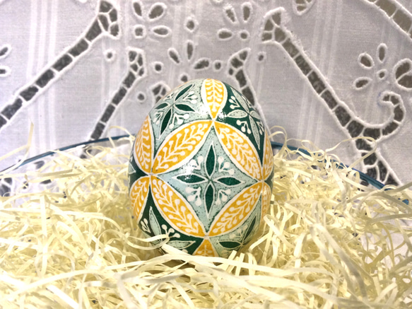 イースターエッグ(PYSANKY)  本物の卵です(๑˃̵ᴗ˂̵) 2枚目の画像