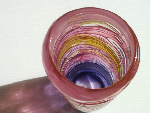 まぼろわ　/　吹きガラス　/　ガラスの花瓶　/　レッド系　 3枚目の画像