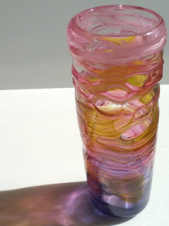 まぼろわ　/　吹きガラス　/　ガラスの花瓶　/　レッド系　 2枚目の画像