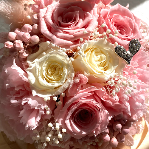 桜色ピンクホワイト系薔薇プリザーブドフラワーガラスドーム 母の日