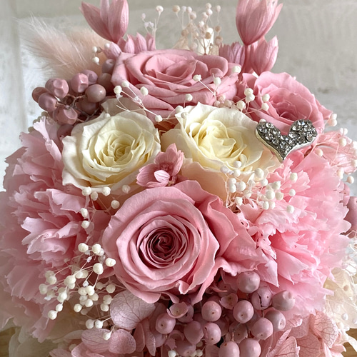 桜色ピンクホワイト系薔薇プリザーブドフラワーガラスドーム 母の日