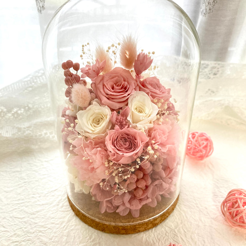 桜色ピンクホワイト系薔薇プリザーブドフラワーガラスドーム 母