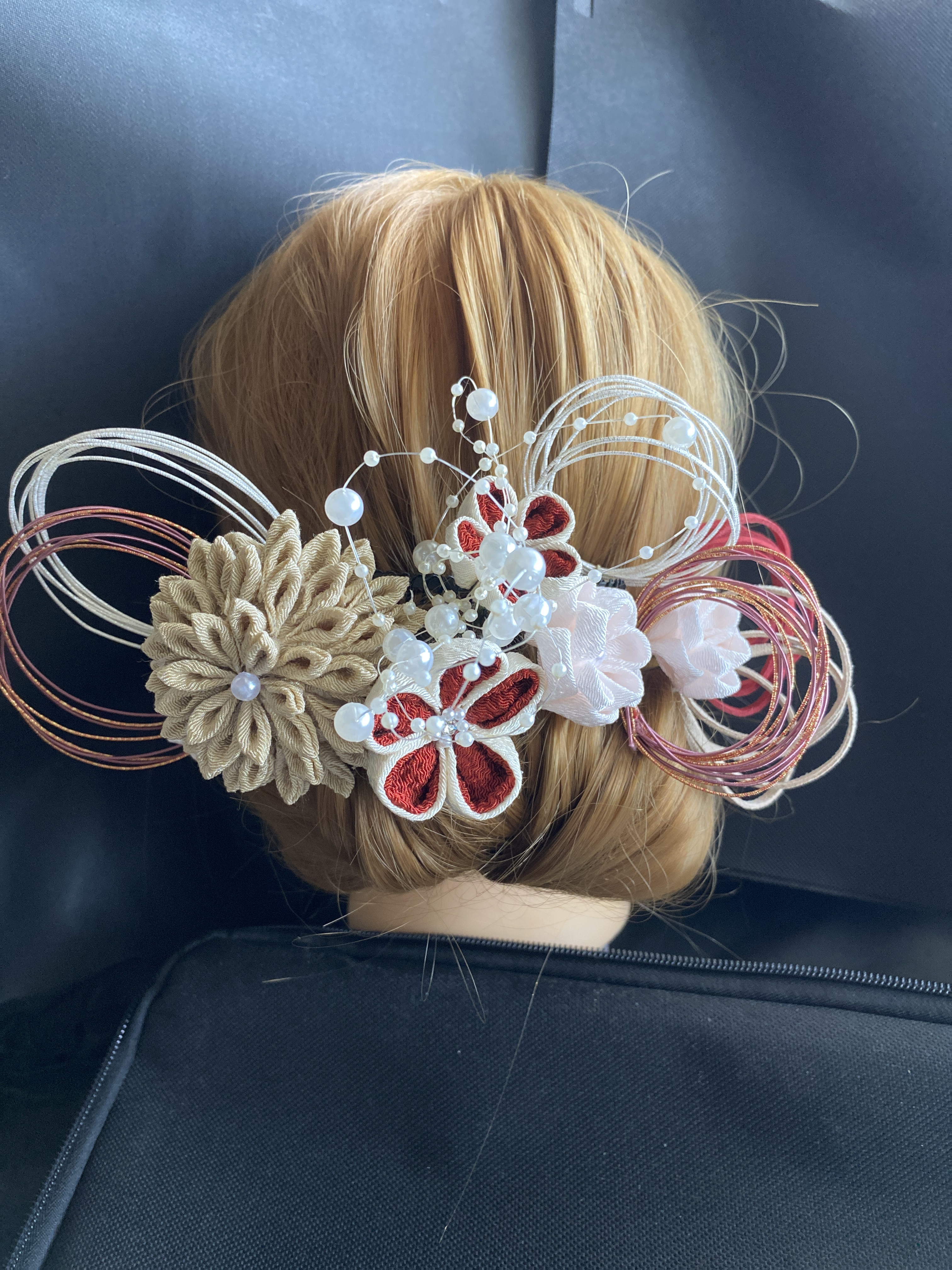 つまみ細工髪飾り　成人式　卒業式　七五三　着物　くすみカラー　流行　水引　パール