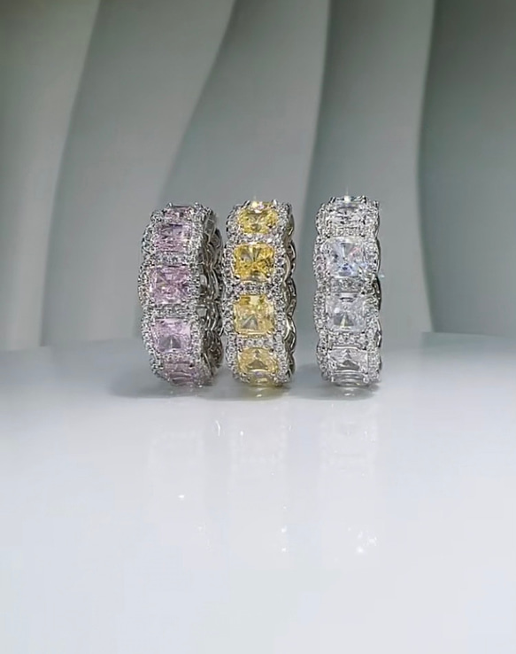 スクエア ヘイローリング イエロー 高炭素ダイヤモンド キラキラ ゴージャス ラグジュアリー 指輪 シンプル 黄色 3枚目の画像