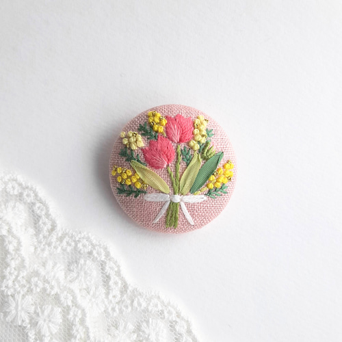 ✖️【C015】チューリップ刺繍ブローチ(ヘアゴム)