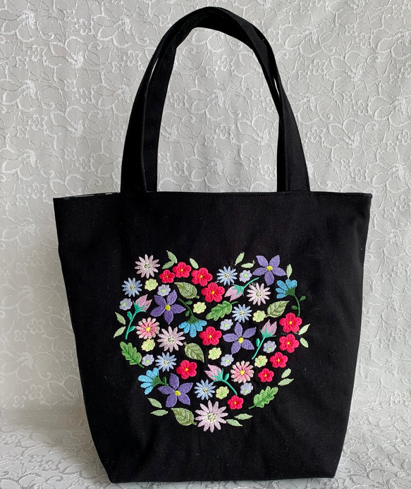 みみ様オーダー　刺繍ハートバッグ みみ様オーダー 刺繍ハートバッグ