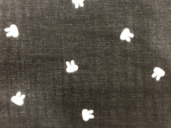 ダブルガーゼ　うさぎ　黒地　綿100  トップス　ウサギ　フレンチスリーブ 8枚目の画像