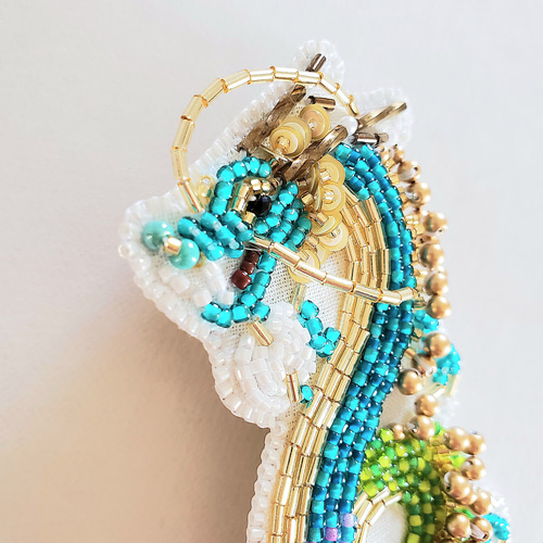 ビーズ刺繍ブローチ♡ハンドメイド こり 桜 ビーズ 刺繍 ブローチ