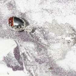 ヘマタイト・螺鈿のシルバーペンダント 8枚目の画像