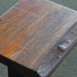 欅（ケヤキ）一枚板/サイドテーブル /アイアン家具 7枚目の画像