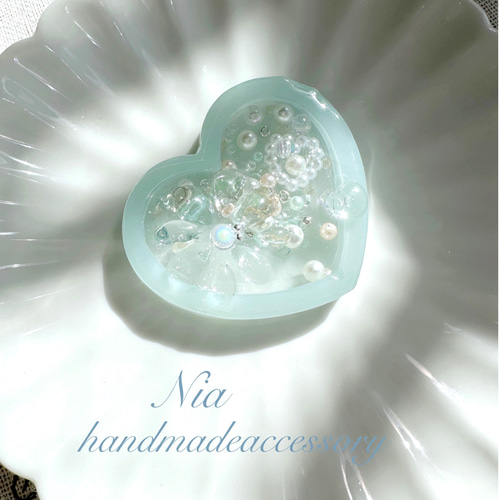 ハートのシャカシャカキーホルダー シャカシャカキーホルダーハート ブルー フラワー クリア シェイカー