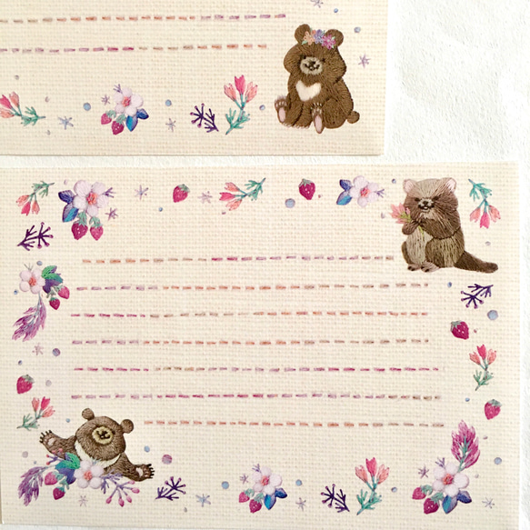 レターセット]  ✳︎動物刺繍デザイン✳︎  Strawberry Bear イチゴとクマのスイートバレンタイン 9枚目の画像