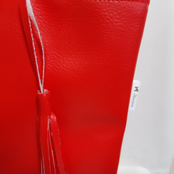 合皮　　おしぶ様専用  裏地は赤と白のチェックです。 3枚目の画像