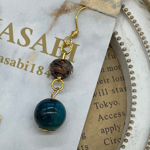 天然石】ゴールドバタフライとブルータイガーアイのアシンメトリー