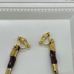 アンティークリボンの刺繍糸紐ネックレスとイヤリングのセット【レッド】 5枚目の画像