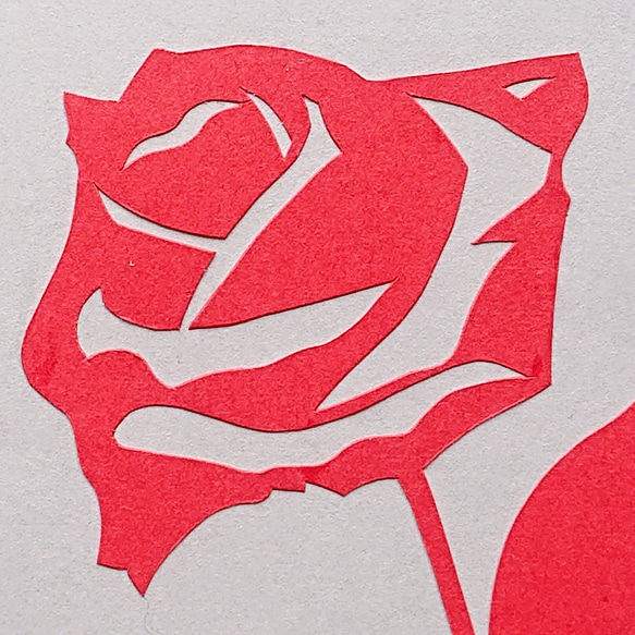 赤バラ一輪～一目惚れ～【切り絵】 4枚目の画像
