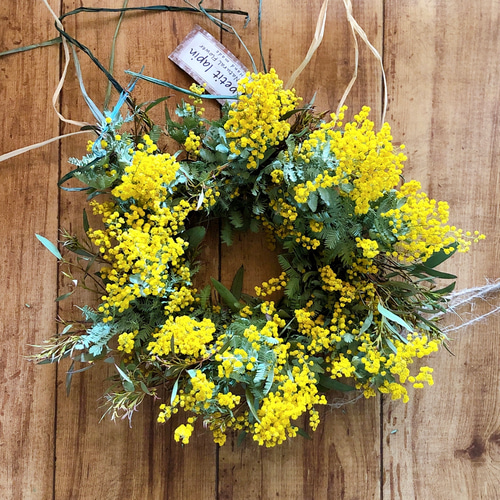 フライングリースドライフラワーリースドライフラワースワッグミモザ