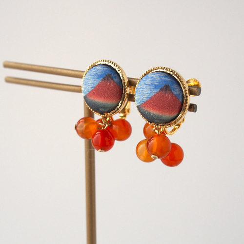 葛飾北斎【富嶽三十六景 凱風快晴】の天然石ピアス/イヤリング〈絵画