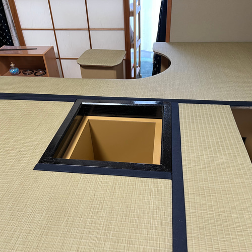 組み立て式 立礼棚 茶道具(段ボールタイプ)炉/風炉畳2種付属 組み立て式 立礼棚 茶道具(段ボールタイプ)炉/風炉畳2種付属