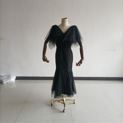 送料無料！黒いドレス ソフトチュール ベアトップ スリット トレーン 美品！ イブニングドレス 2枚目の画像
