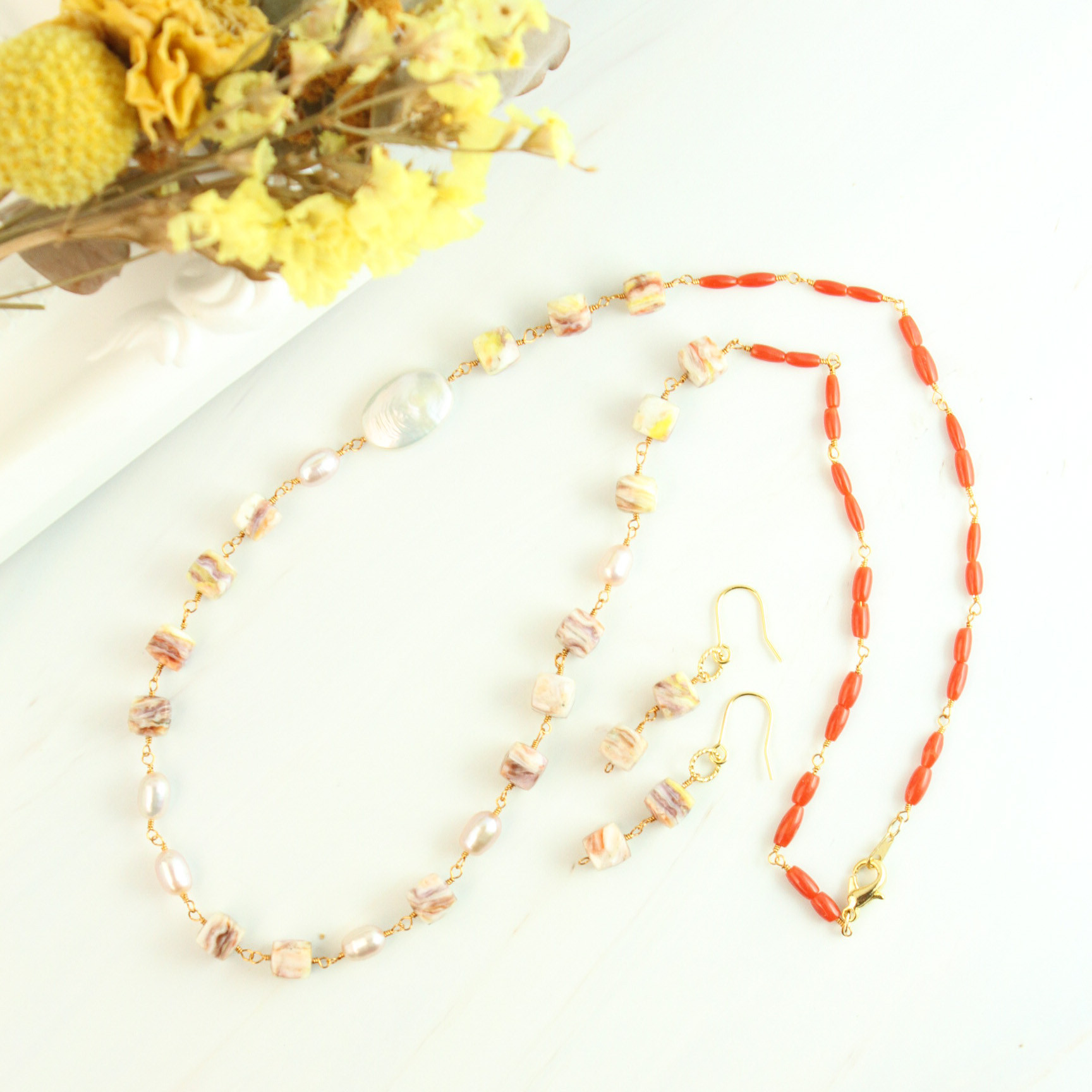 【2点セット】オイスターと宝石珊瑚　ネックレス・耳飾りセット 14,652円