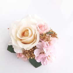 桜とホワイトローズ　春うらら　アーティフィシャルフラワー　卒業式　入学式　セレモニー　フォーマル　結婚式 1枚目の画像