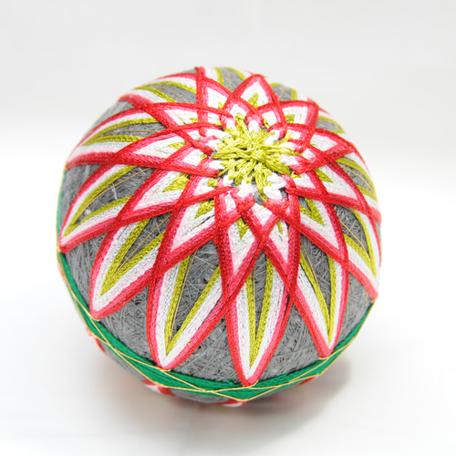 みー　ハンドメイド手鞠160個超① ハンドメイド】手鞠7個セット - メルカリ