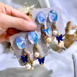 glass wave oval meruhen blue Earrings 2枚目の画像