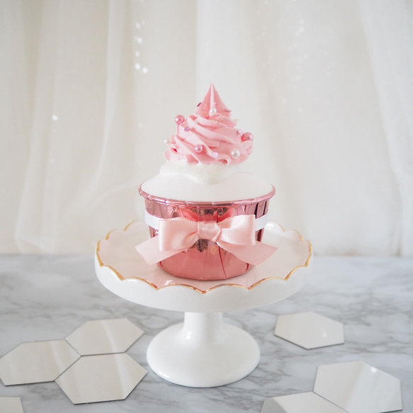 【1個入り】クレイケーキ　クレイカップケーキ　　Mirror pink cup cake 3枚目の画像